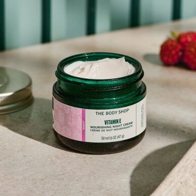 The Body Shop Vitamin E ночной крем 50 мл 1