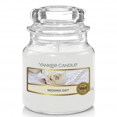 Yankee Candle Classic Small Jar Wedding Day žvakė 104 g